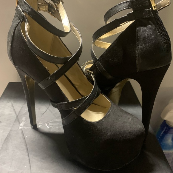 Black platform high heel - Picture 4 of 6